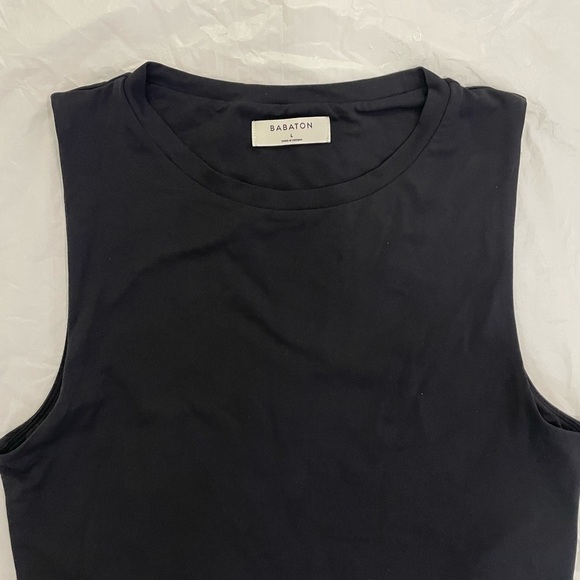 Aritzia Babaton contour sleeveless crew neck bodysuit, black, Size L - Picture 2 of 5